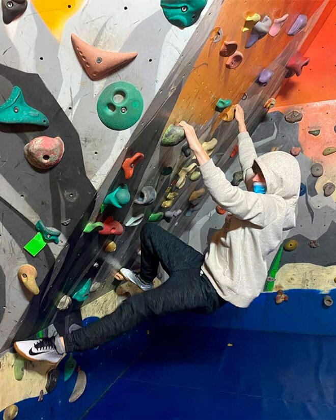Büa- Besuch in der Kletterhalle